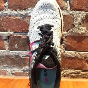 New balance 880v running shoes